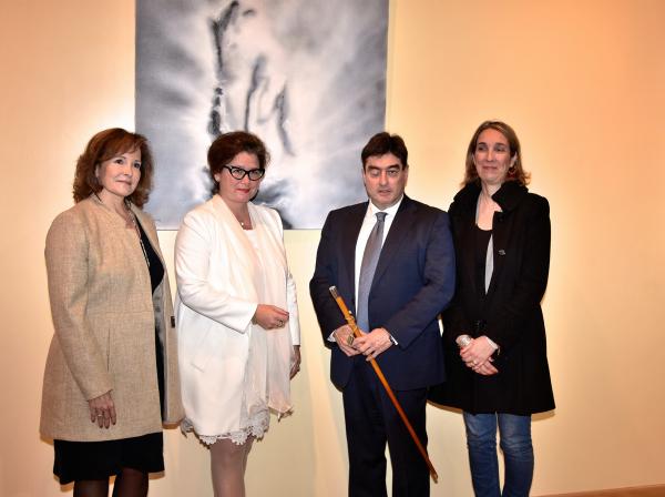 1 exposition d art et de peinture l artiste peintre verena von lichtenberg une exposition d art a madrid miguel angel medranda rivas maire de alalpaordo valdeolmos alalpardo madrid