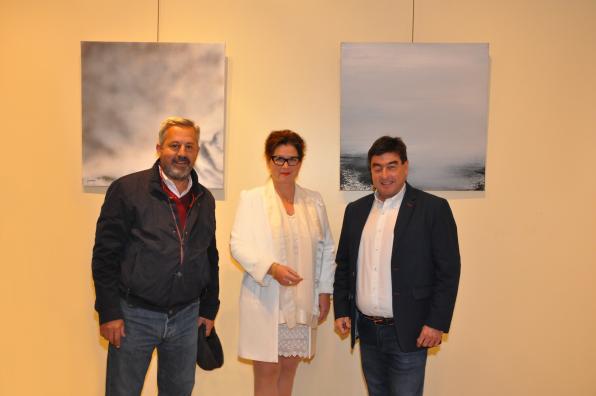 1 une exposition d art de l artiste peintre verena von lichtenberg accueilli par miguel angel medranda rivas alcalde presidente valdemos alalpardo