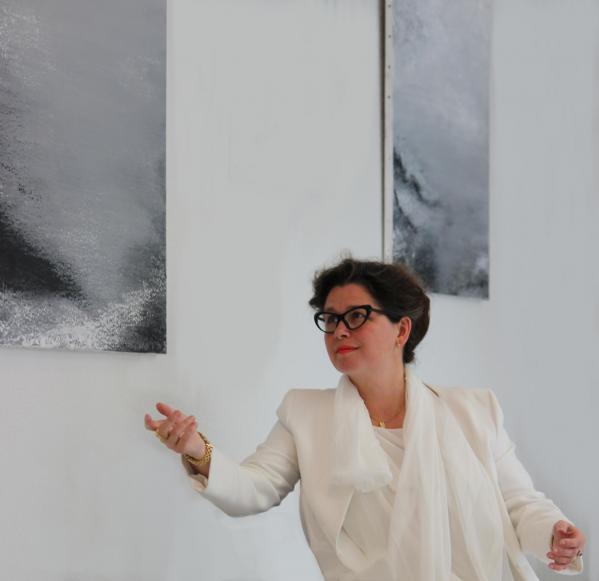 10 the painter verena von lichtenberg from paris and her art exhibition