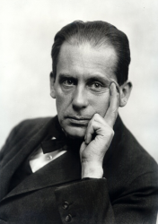 Walter gropius 1